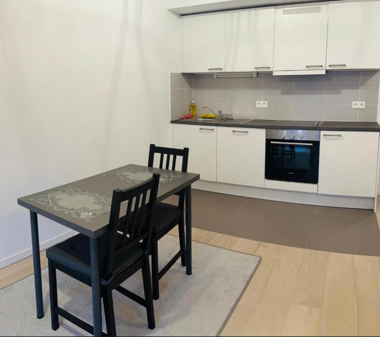 Beau Studio Apartamento Bruxelas Exterior foto