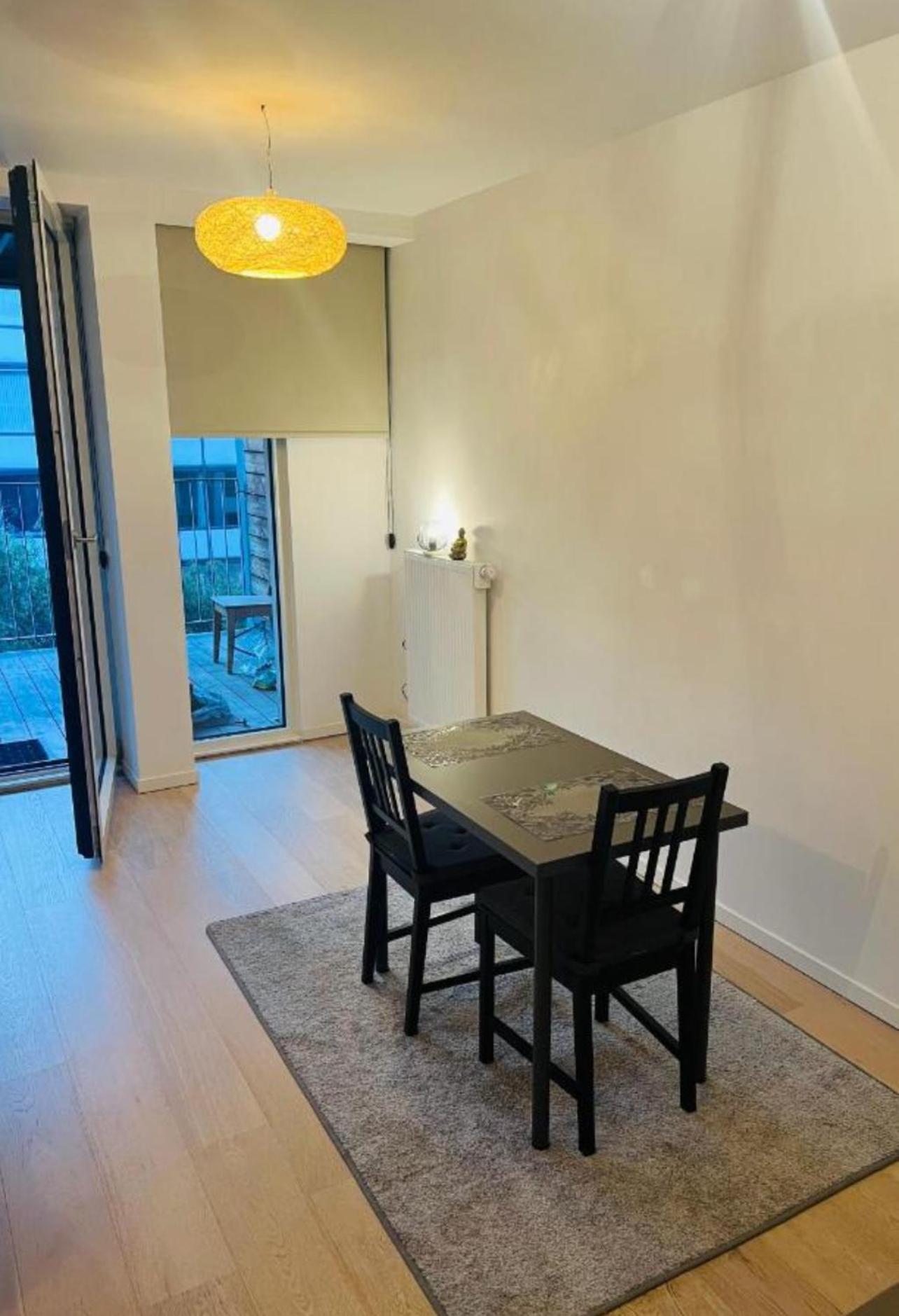 Beau Studio Apartamento Bruxelas Exterior foto